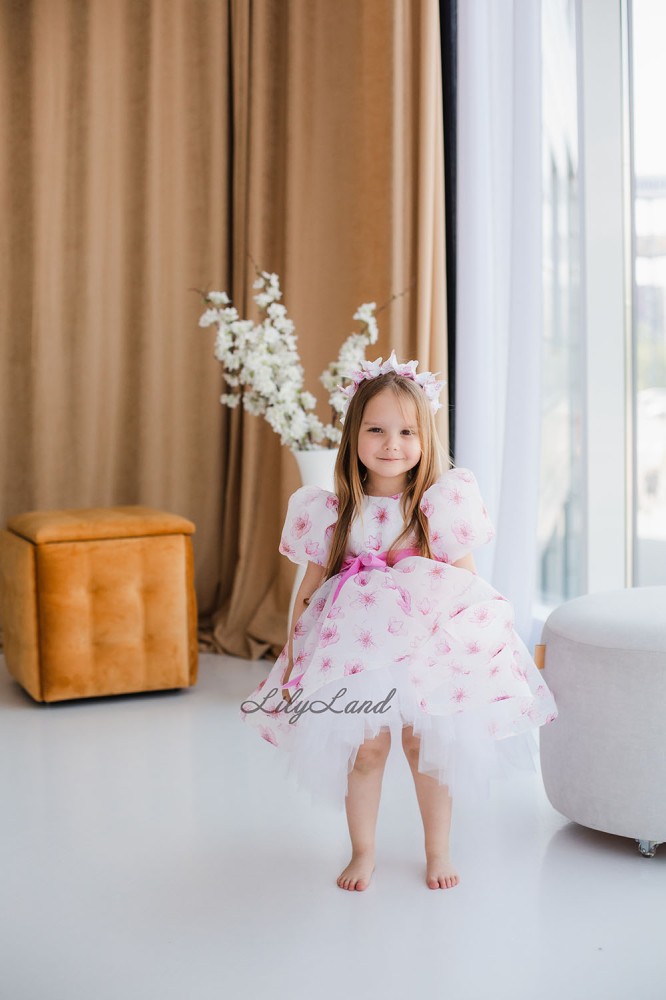 Детское нарядное платье Лиана с рукавами-фонариками, цветочный принт с розовым пояском