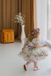 Дитяча святкова сукня Марсель, з трояндами та зеленими листочками