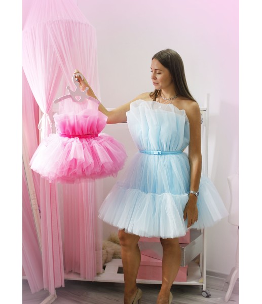 Комплект нарядных платьев Барби