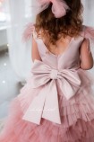 Детское платье Урсула, цвет розовый градиен с перьями